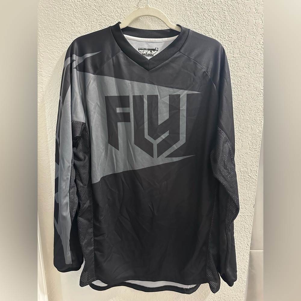 Men's Black and Gray Fly Race Shirt
